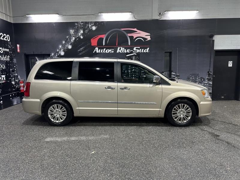 2013 Chrysler Town & Country