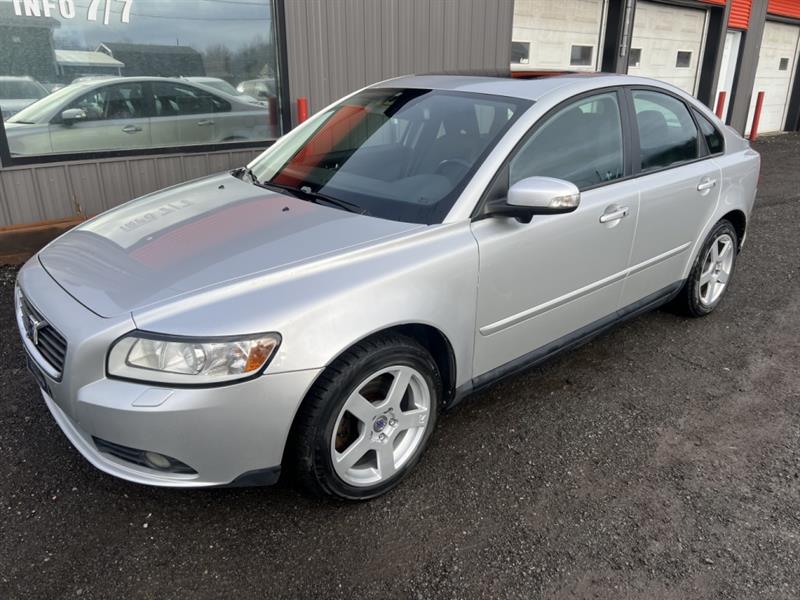 2010 Volvo S40